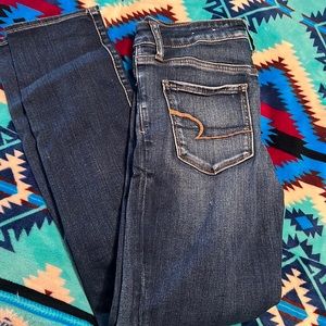American eagle size 4 skinny jeans